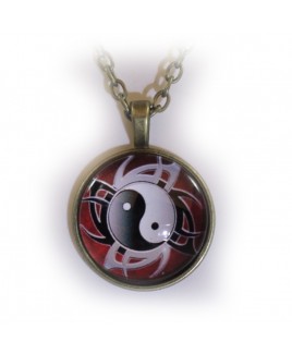 Yin yang Maori amulet